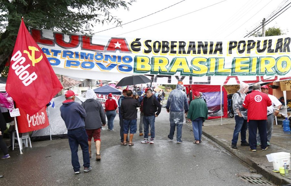 Acampamento do MST, em Curitiba, de apoio a Lula | Aniele Nascimento/Gazeta do Povo