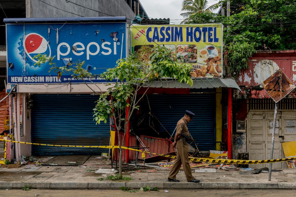 Conflitos étnicos no Sri Lanka, na Ásia, ganham força por causa de redes sociais, como o Facebook | ADAM DEAN
NYT