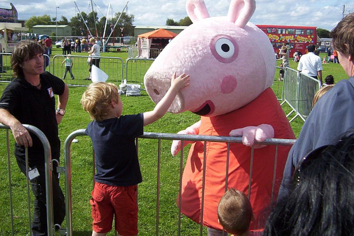 "Peppa Pig" tornou-se um grande sucesso na China desde que apareceu pela primeira vez na rede de televisão China Central em 2015 | Bloomberg