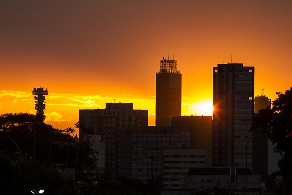 Bloqueio atmosférico impede que o frio chegue a Curitiba | Maicon J. Gomes/Gazeta do Povo