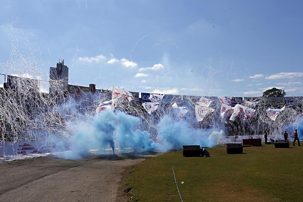 Paraná confia no apoio da torcida na Vila Capanema para vencer Cruzeiro e deixar a ZR | Albari Rosa/Gazeta do Povo