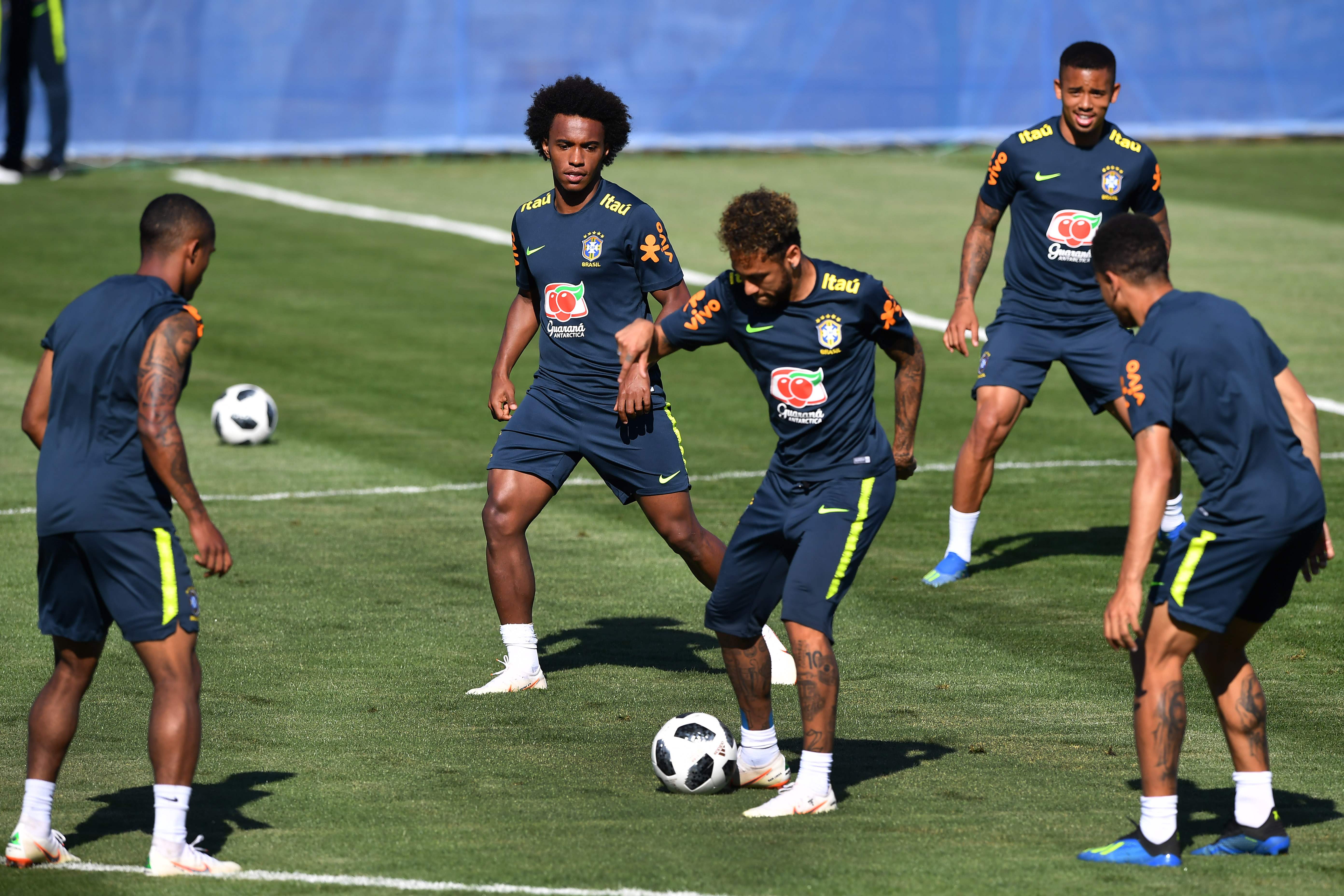 Quarteto com Neymar, Jesus, Willian e Coutinho deve iniciar a Copa pelo Brasil | NELSON ALMEIDA/AFP