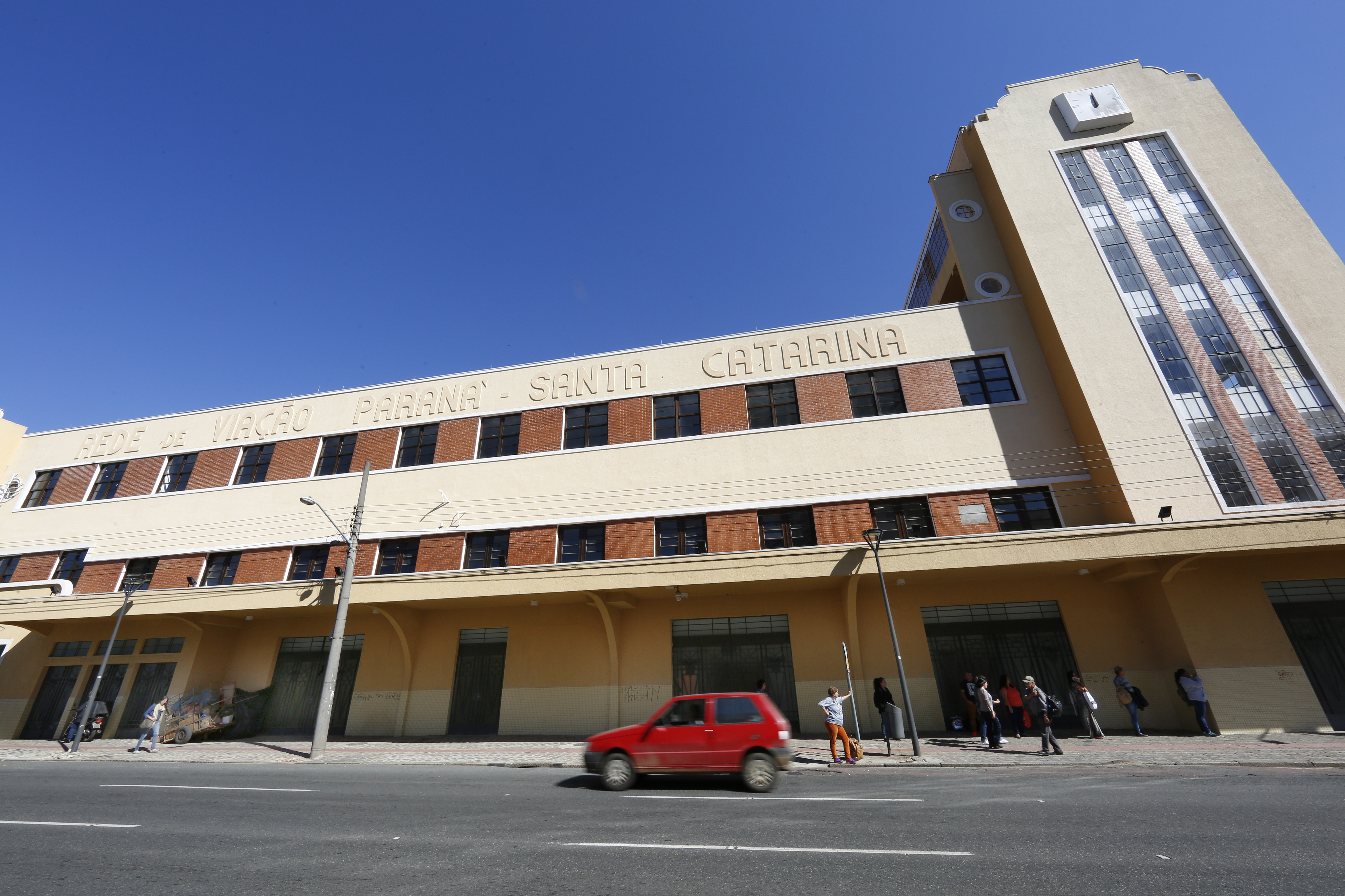 Edifício Teixeira Soares, antiga sede da Rede Ferroviária, agora será o novo campus Rebouças da UFPR. | Aniele Nascimento/Aniele Nascimento
