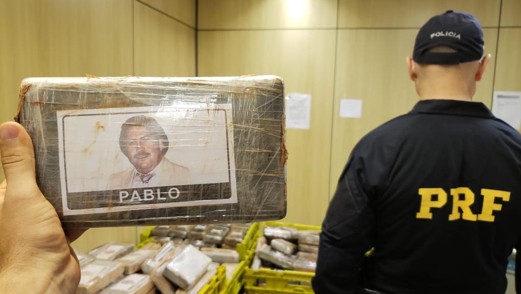 Droga trazia o rosto do traficante colombiano Pablo Escobar | Divulgação/PRF