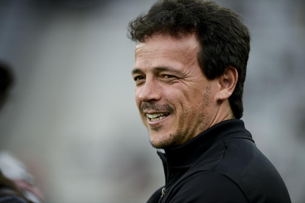 Fernando Diniz voltou a defender o esquema de jogo no Atlético | Henry Milleo/Henry Milleo