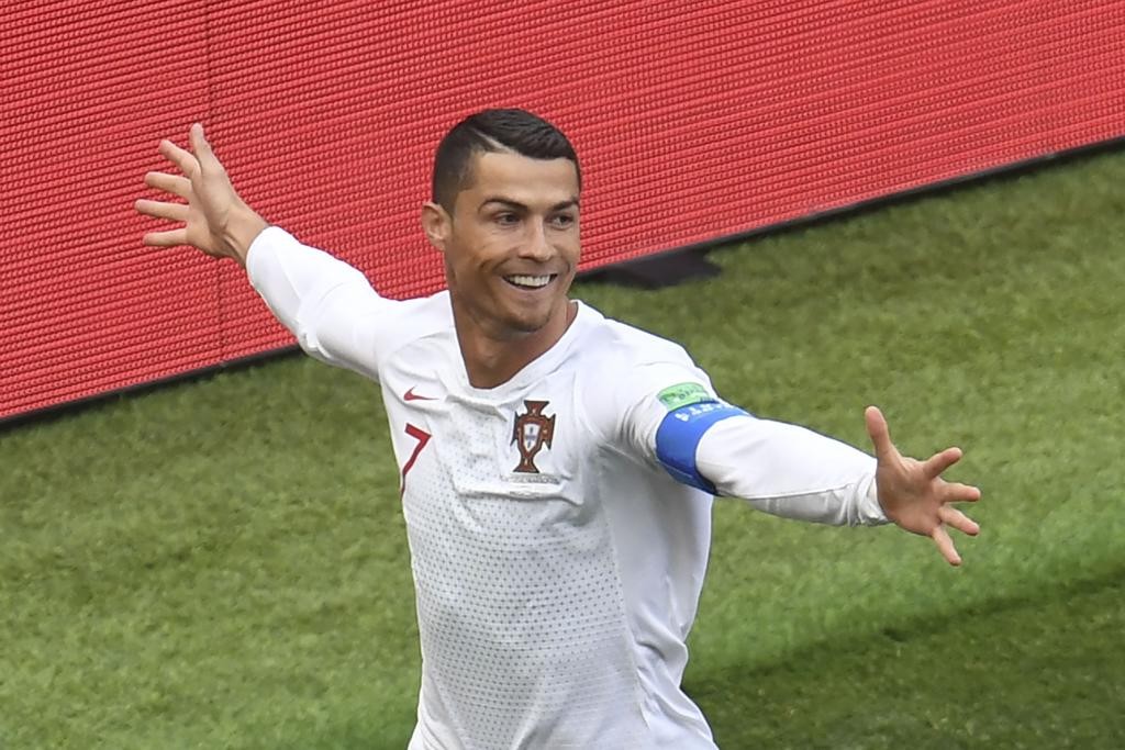 Cristiano Ronaldo decidiu para Portugal de novo