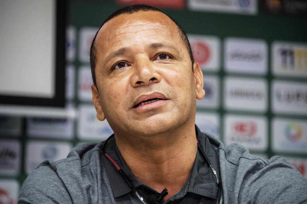 O pai do craque Neymar disputou duas partidas pelo Coritiba em uma breve passagem pelo Alto da Glória nos anos 90. | Nelson Almeida/AFP