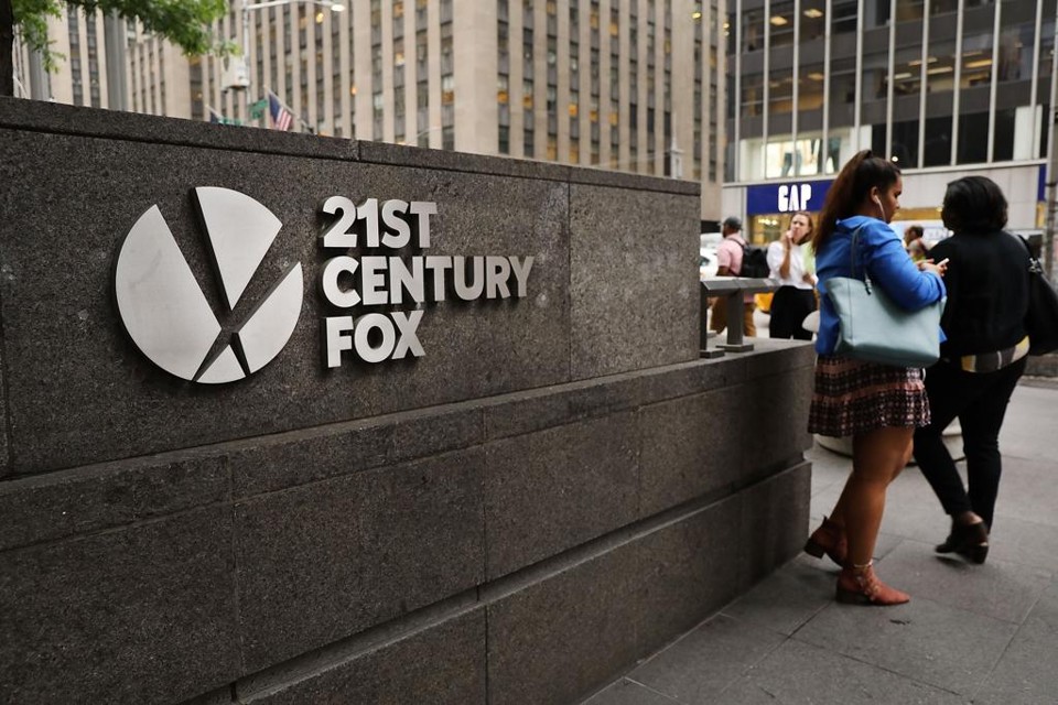Fachada da sede da 21st Century Fox, em Nova York. | SPENCER PLATT/AFP