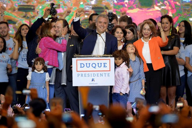 Iván Duque é visto com bons olhos pelos americanos, mas interrupção do acordo de paz pode elevar tensões. | RAUL ARBOLEDAAFP