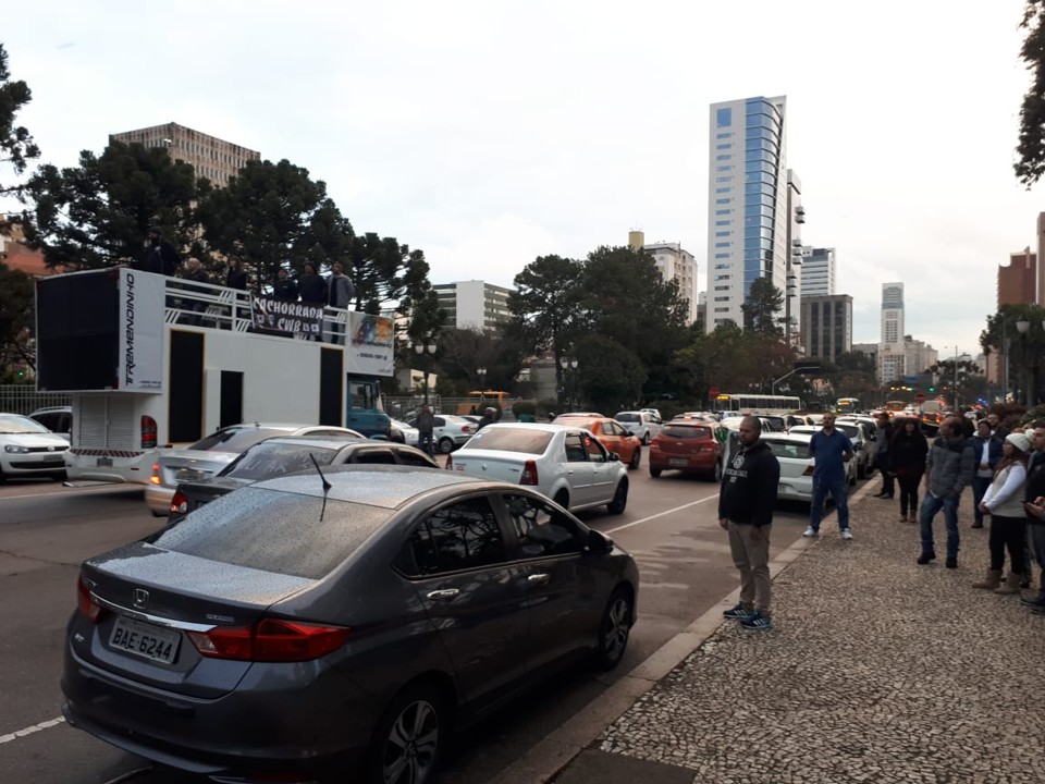 Motoristas de apps protestam contra o preço da gasolina no Centro Cívico | Alex Silveira/Gazeta do Povo