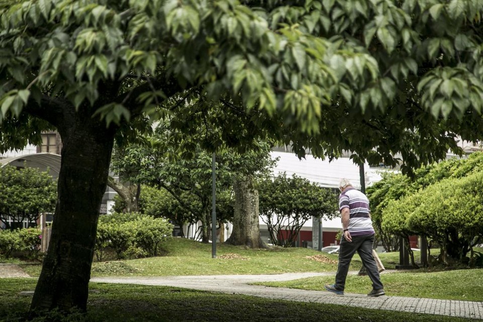 Praça do Japão, no Batel: bairro está entre as localidades de Curitiba sem morte entre janeiro e março de 2018 | Marcelo Andrade/Gazeta do Povo