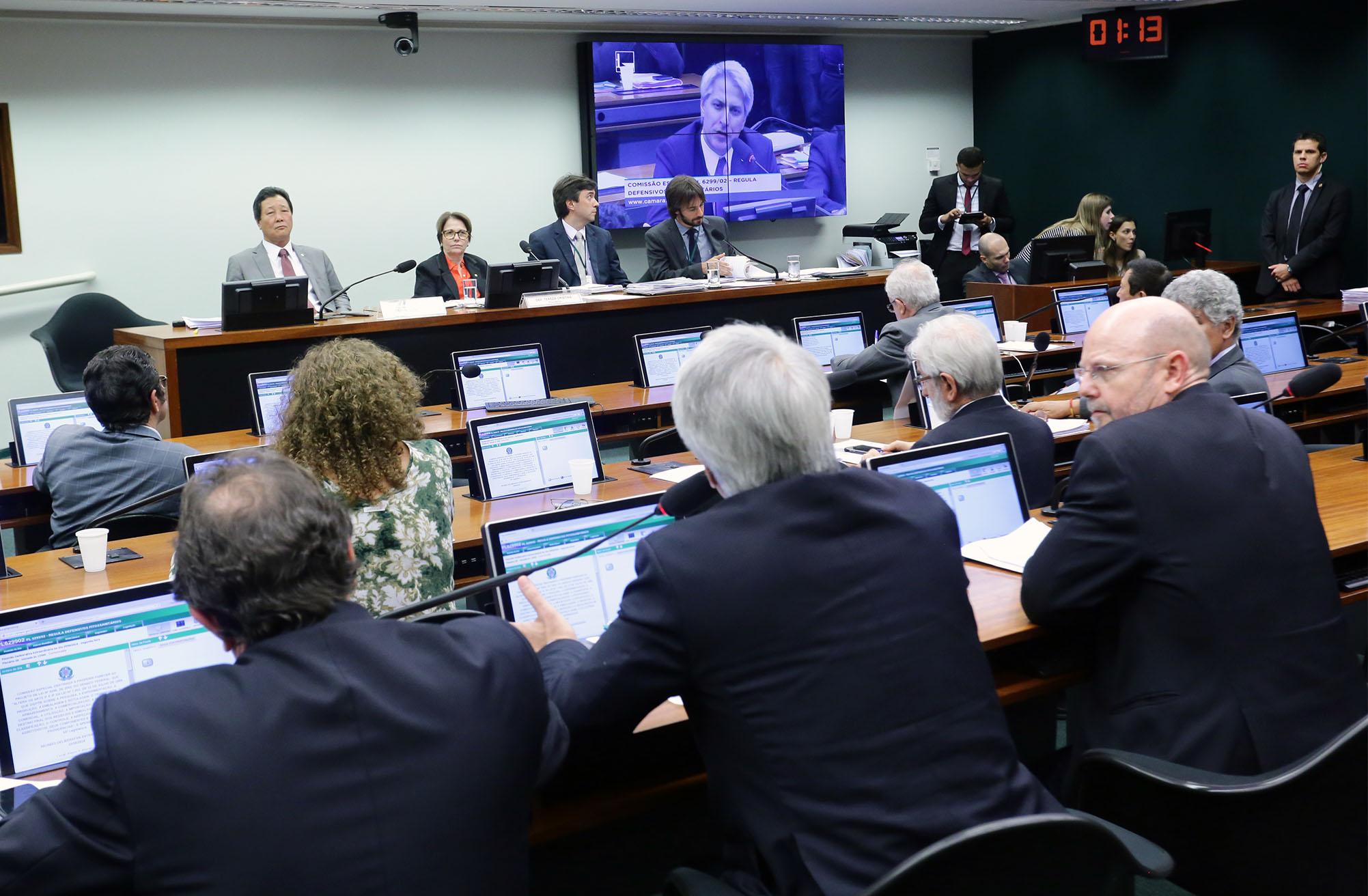 Sessão da comissão especial que aprovou mudanças na legislação sobre agrotóxicos | Michel Jesus/Câmara dos Deputados