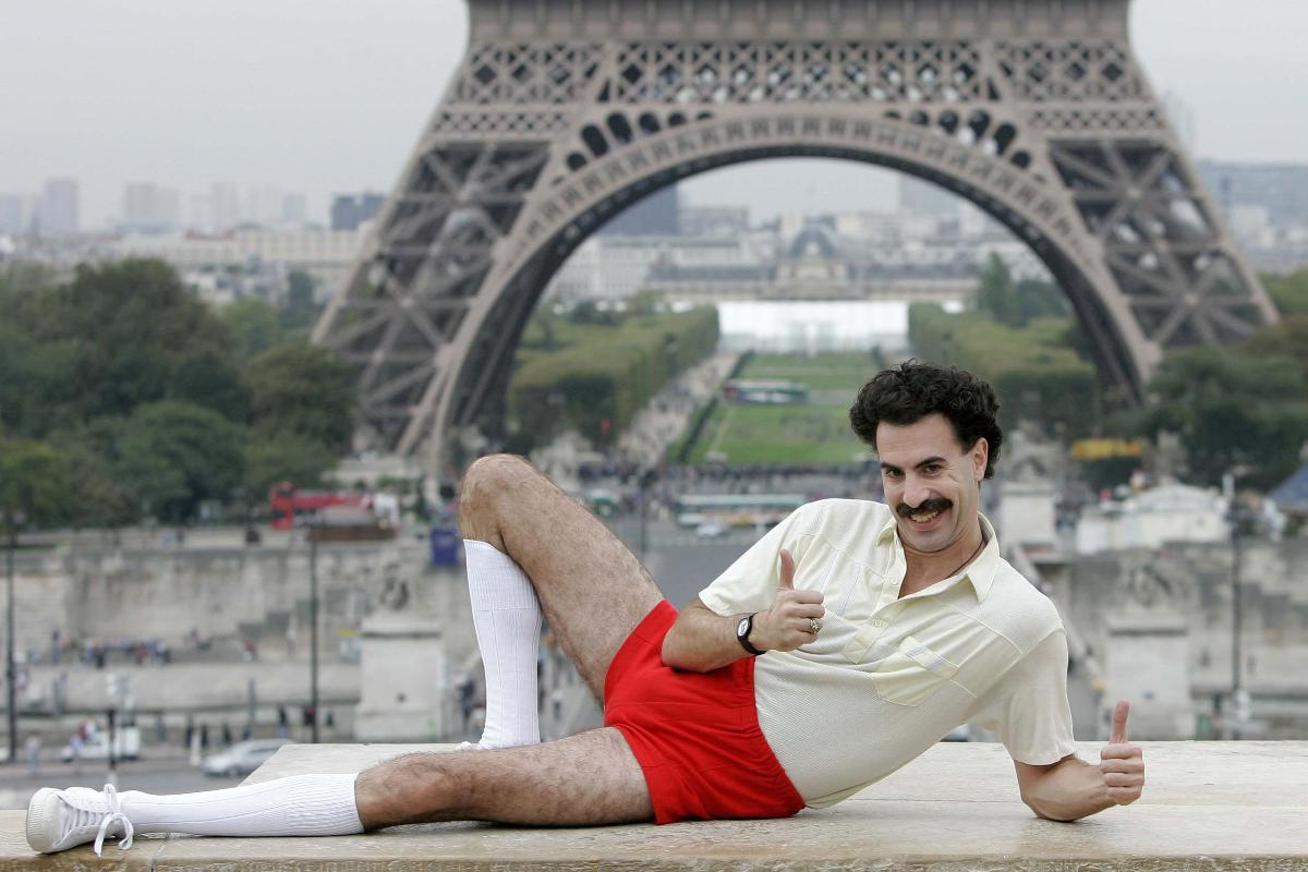 O ator Sacha Baron Cohen na pele do personagem ‘Borat’ | CHRISTOPHE ENACHRISTOPHE ENA