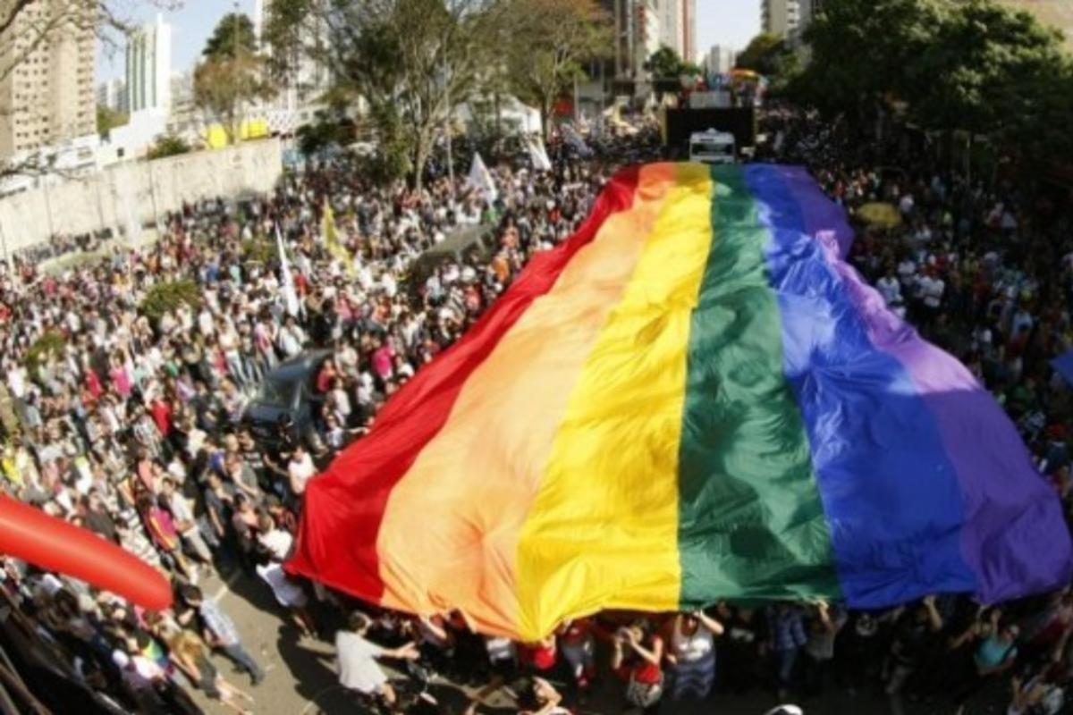 A universidade vai oferecer 5% de vagas adicionais para cada grupo, além das vagas que já são ofertadas em cada curso de graduação e pós-graduação. Hoje, a Uneb destina 40% delas para candidatos pretos e pardos e 5% para indígenas |