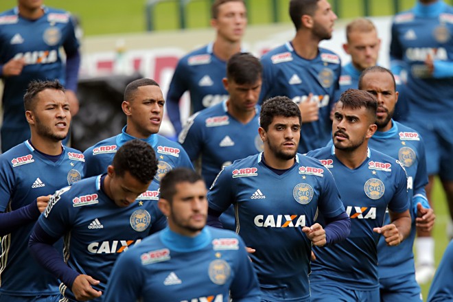 Treino do Coritiba no Couto Pereira: alviverde precisa vencer o Paysandu para recuperar o embalo na Série B. | Albari Rosa/Gazeta do Povo