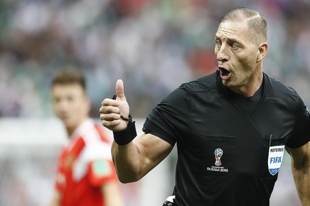 Néstor Pitana é o árbitro da decisão do Mundial, entre Croácia e França, no próximo domingo. | Jonathan Campos/Gazeta do Povo