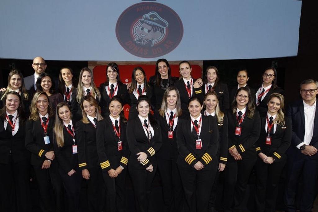 Cerimônia de formatura da primeira turma de pilotas “Donas do Ar” da Avianca, ocorrida na última quarta-feir a(11). | Divulgação/