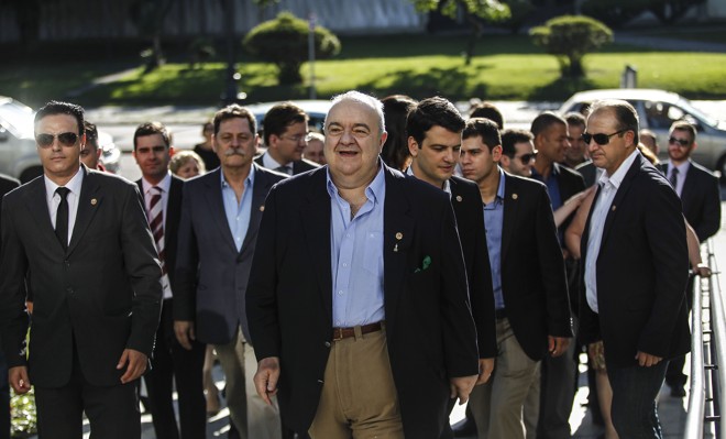 Greca chega para o primeiro dia de trabalho na prefeitura, em janeiro de 2017. | Jonathan Campos/Gazeta do Povo