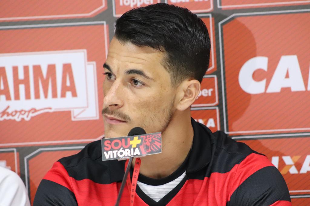 O atacante Jonatas Belusso deve reforçar o Coritiba na Série B. | Maurícia da Matta/Vitória