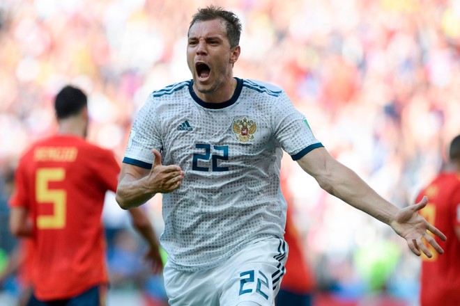 Dzyuba comemora o gol de empate da Rússia durante o tempo regulamentar | /AFP