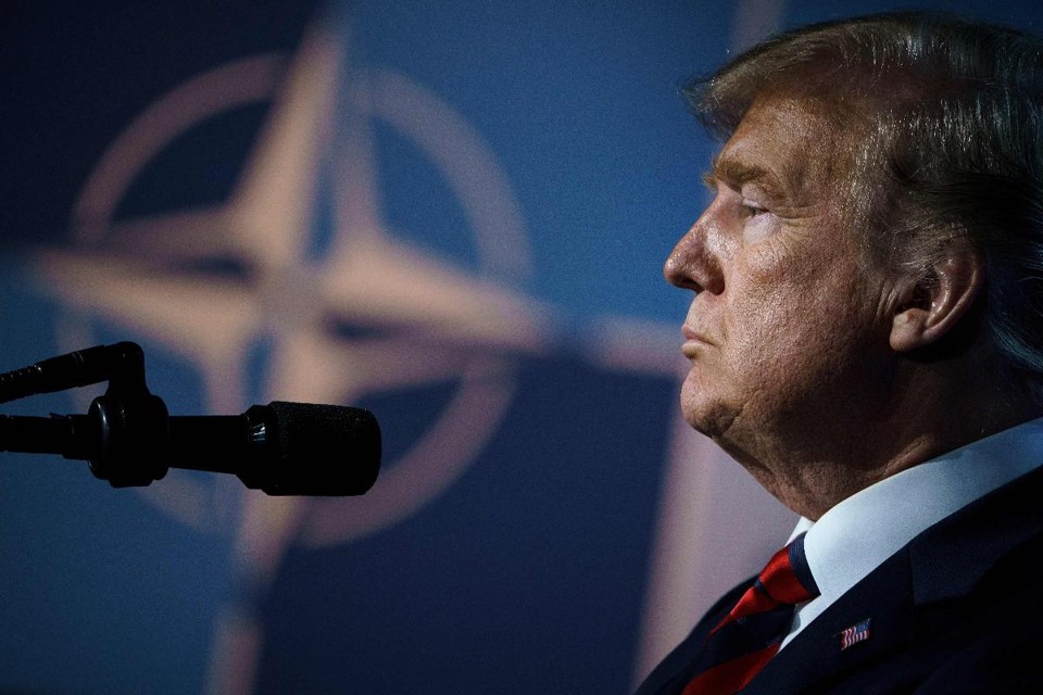 Presidente dos EUA, Donald trump, afirmou que os aliados concordaram em aumentar gastos com defesa em prazo mais curto | BRENDAN SMIALOWSKIAFP
