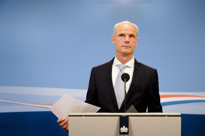 Posicionamento de Stef Blok, chanceler dos Países Baixos, despertou fortes críticas entre parlamentares | BART MAAT/AFP