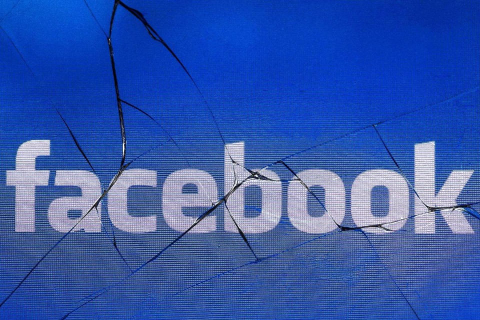 Facebook comunicou em seu blog a atividade suspeita | JOEL SAGETAFP