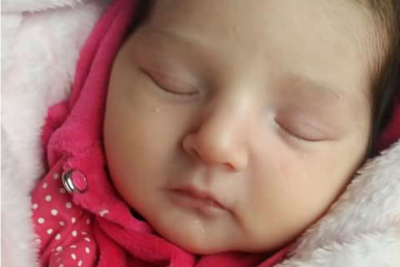 Jenifer Eduarda nasceu após a mãe morrer em um acidente na BR-116. | Reprodução Facebook/