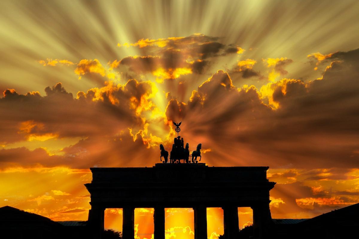 Portão de Brandemburgo, um dos cartões postais de Berlim, capital da Alemanha | Pixabay