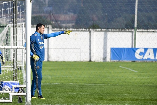 O Coritiba, do goleiro Wilson, entra em campo contra o Guarani disposto a se manter na zona de acesso. | Henry Milleo/Gazeta do Povo
