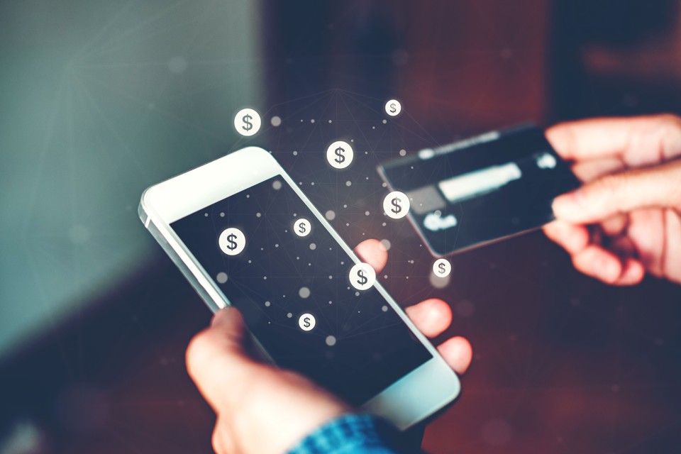 As startups das áreas de finanças e educação estão entre as que mais crescem no país e mais recebem investimentos. | Bigstock/