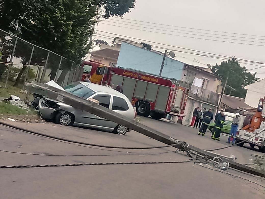 O acidente foi registrado na Rua Cristiano Strobel, no bairro Xaxim | Divulgação/Setran