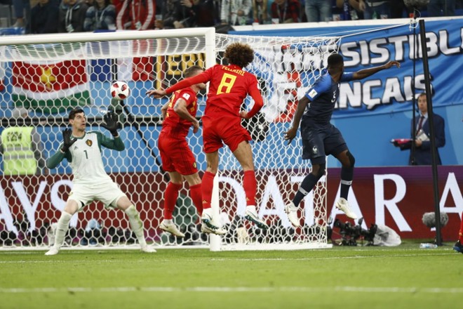 França na final, com gol de Untiti. |