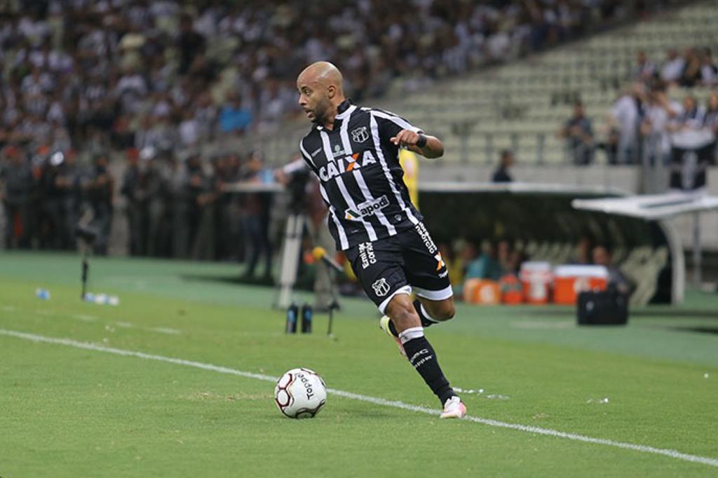 O lateral Romário subiu para a Série A com o Ceará no ano passado, foi para o Santos no início de 2018 e voltou emprestado ao Vozão. | Lucas Moraes/Ceará/Divulgação