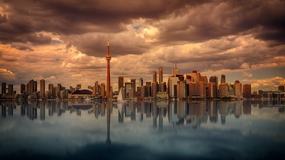 Na imagem, o skyline da cidade de Toronto. | jplenio/Pixabay
