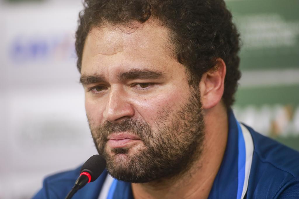 Presidente Samir Namur cobrou pessoalmente o elenco antes do jogo contra o Fortaleza | Marcelo Andrade/Gazeta do Povo