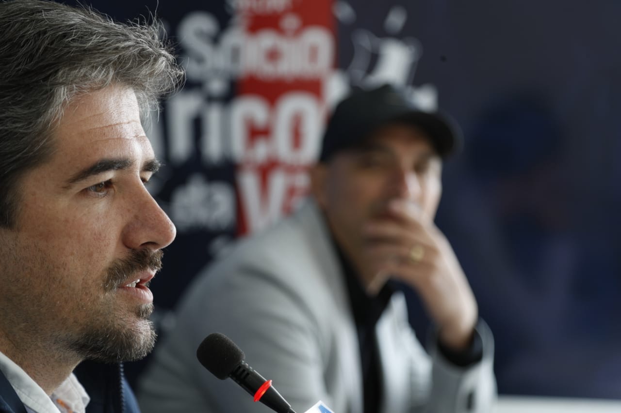 Rodrigo Pastana e Marcos explicam a saída de Micale e a esperança em Oliveira. | /Jonathan Campos/Gazeta do Povo