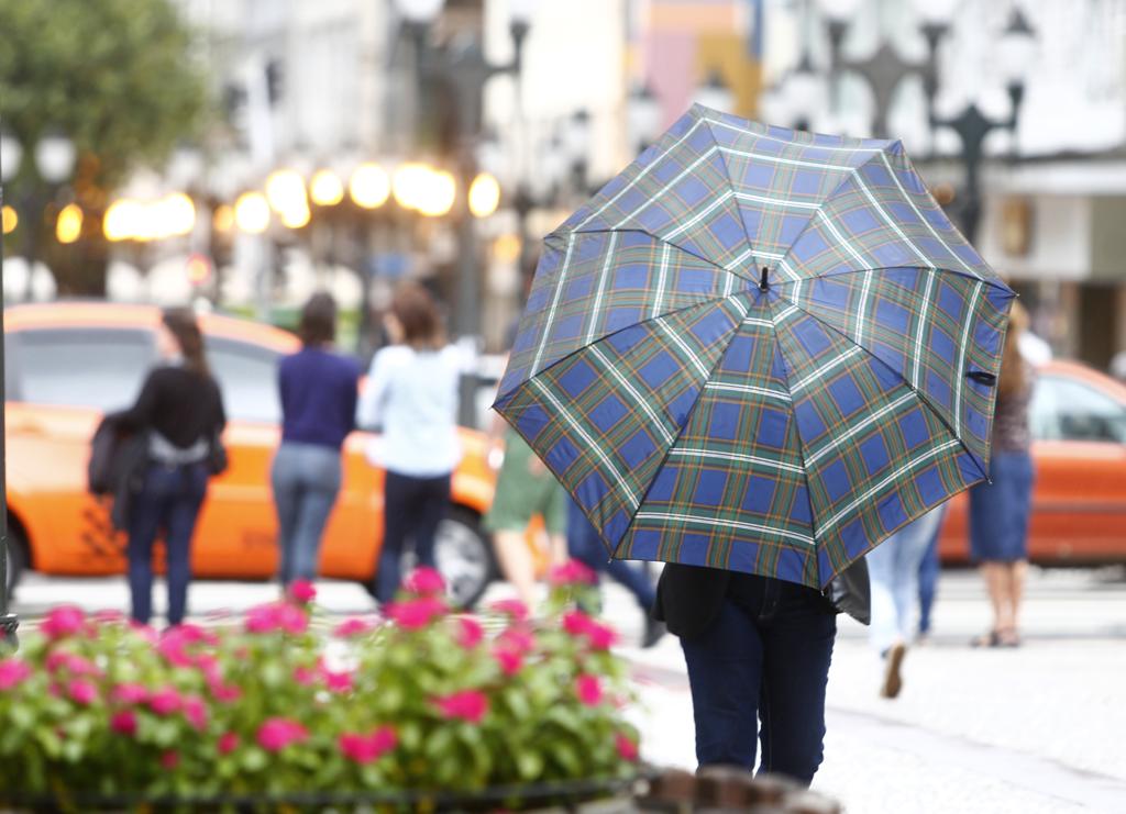 É bom estar preparado para grandes variações nos próximos dias | Aniele Nascimento/Gazeta do Povo