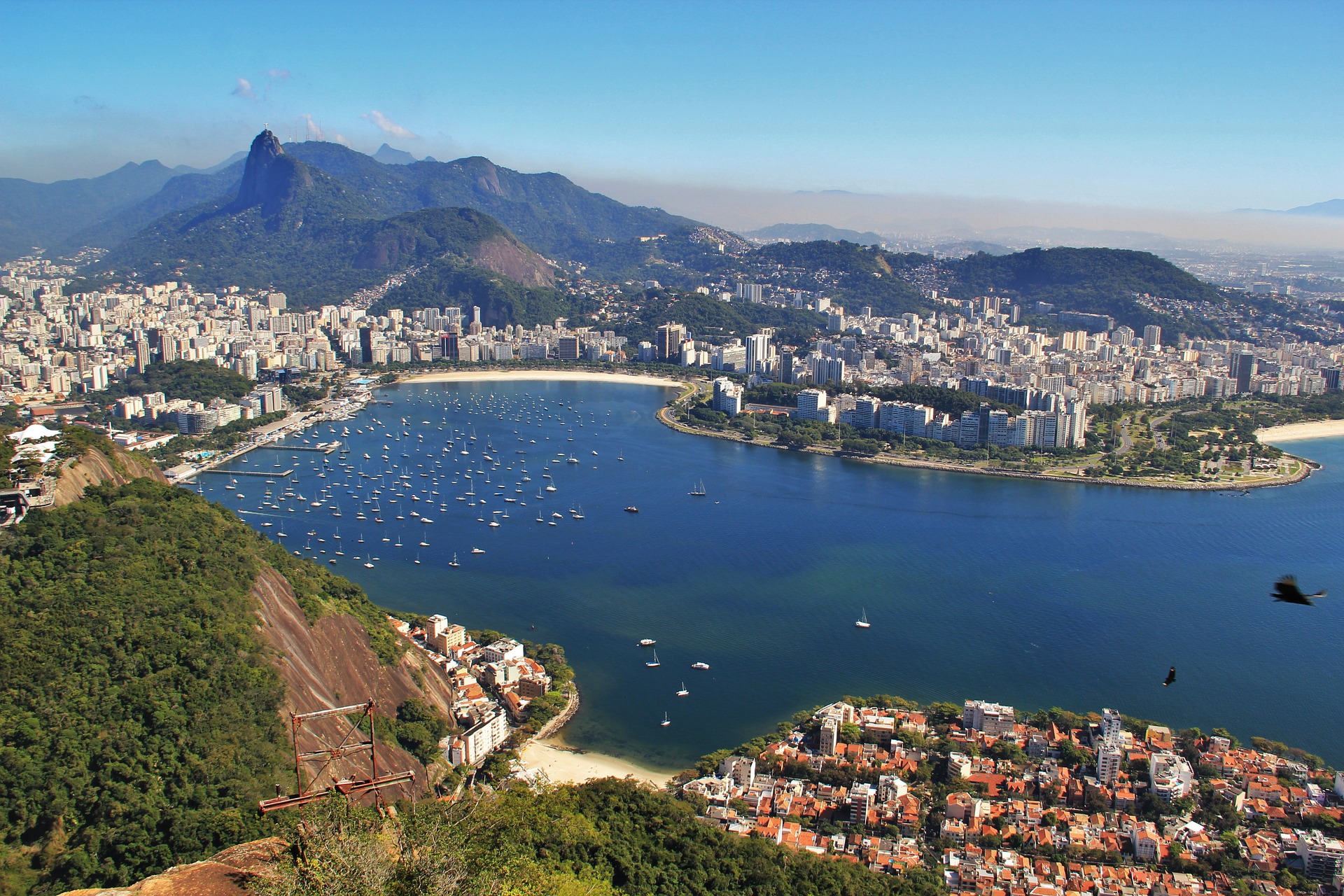 Rio de Janeiro ajudou a puxar a queda de preços dos imóveis residenciais no mês de julho, com queda de -0,37%. | Assy/Pixabay