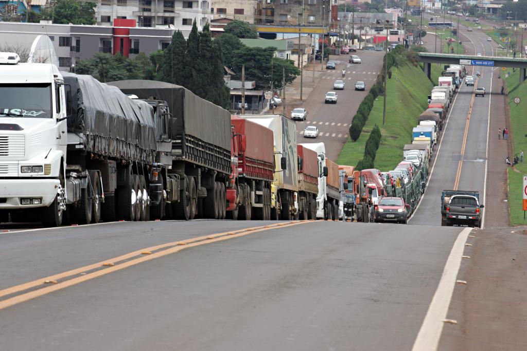 O tabelamento dos fretes rodoviários foi uma das medidas do pacote que o governo negociou com os caminhoneiros para pôr fim à paralisação da categoria, que durou 11 dias | CHRISTIAN RIZZI/CHRISTIAN RIZZI