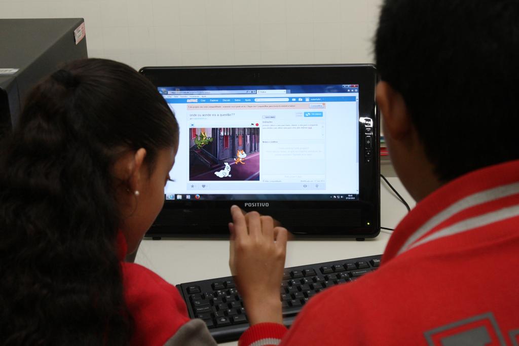 Entre as opções, há cursos de informática básica, costura industrial, telemarketing e auxiliar administrativo | Aniele Nascimento/Gazeta do Povo