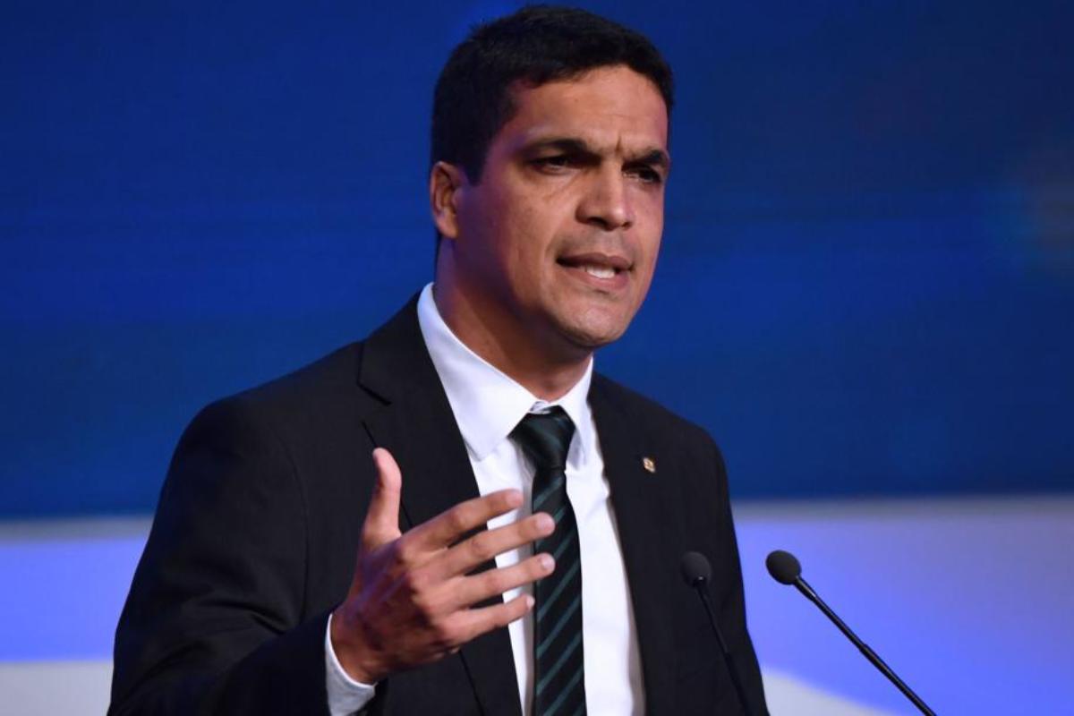 O candidato a presidente pelo Patriotas, Cabo Daciolo, falou sobre a Ursal no primeiro debate presidencial deste ano, na Bandeirantes, dia 9 de agosto |