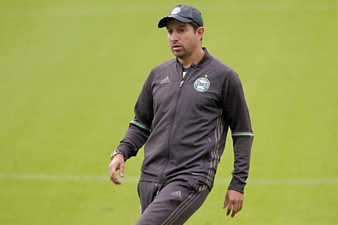 Tcheco será o técnico interino do Coritiba. | Albari Rosa/Gazeta do Povo