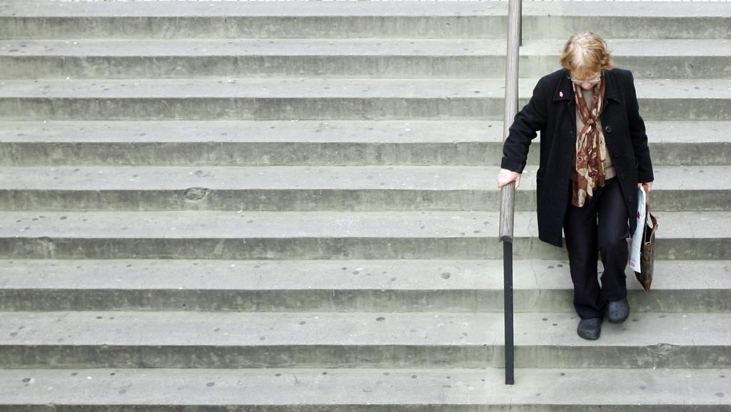 Desde 2016 há uma forte tendência de crescimento dos domicílios cuja principal fonte de renda são aposentadorias e pensões. | Daniel Castallno/Arquivo/Gazeta do Povo