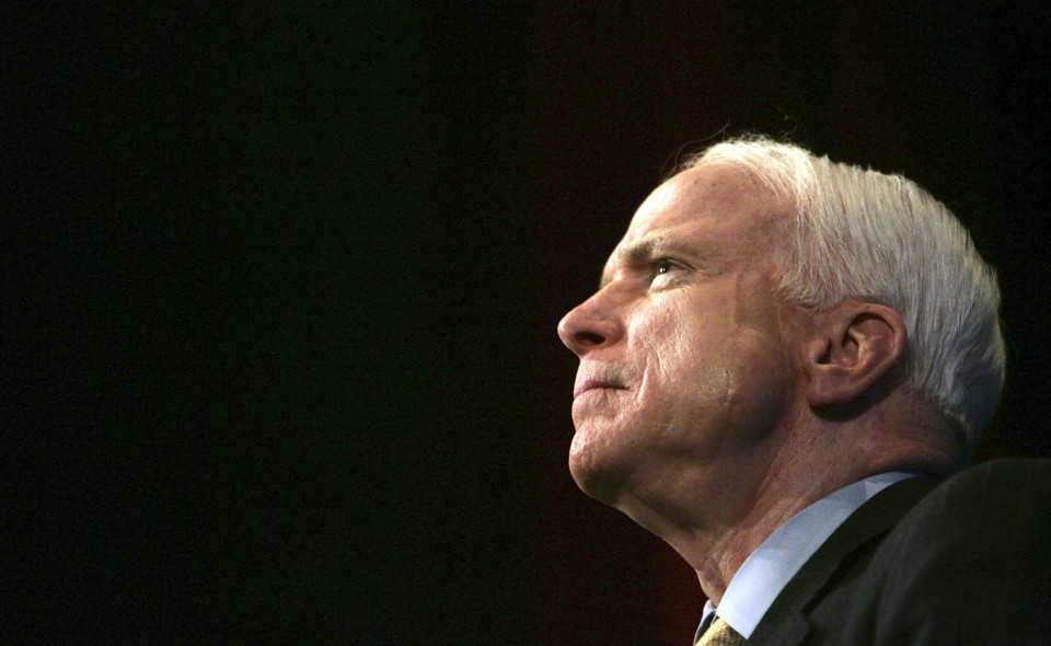 John McCain, herói de guerra e adversário de Obama, morre aos 81 anos | MARIO TAMA/AFP
