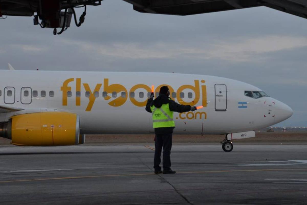 A Anac foi informada de que a companhia argentina de baixo custo Flybondi foi autorizada pelo governo de seu país a operar no Brasil. | Facebook/Flybondi