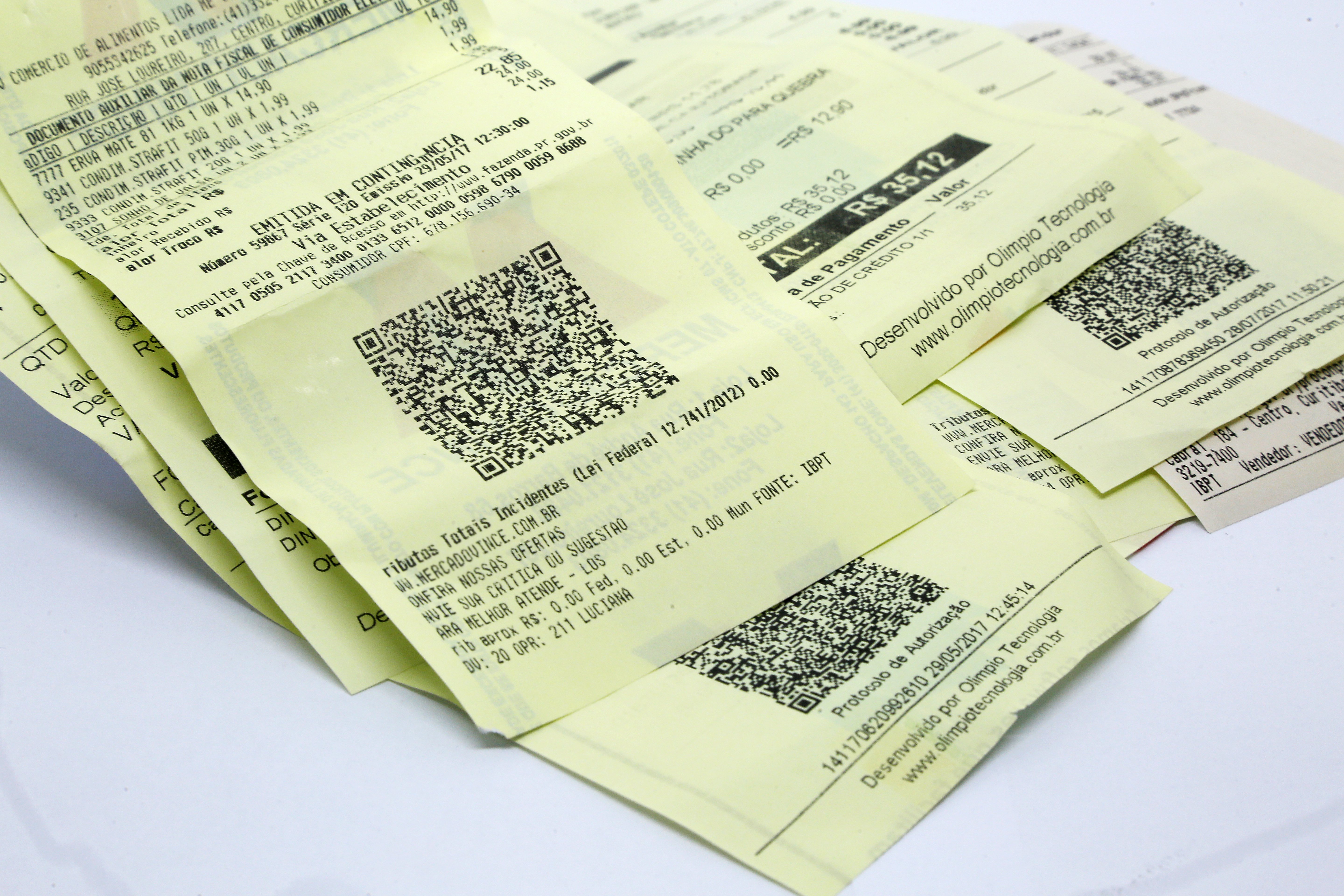 Cadastrados podem ser sorteados ao  incluírem o CPF na nota fiscal de serviços. | Alexandre Mazzo/Gazeta do Povo