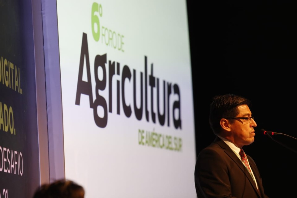 “O conceito de comércio por si só mudou radicalmente. O problema é que as regras na OMC, não”, avalia Willy Alfaro. | Jonathan Campos/Gazeta do Povo