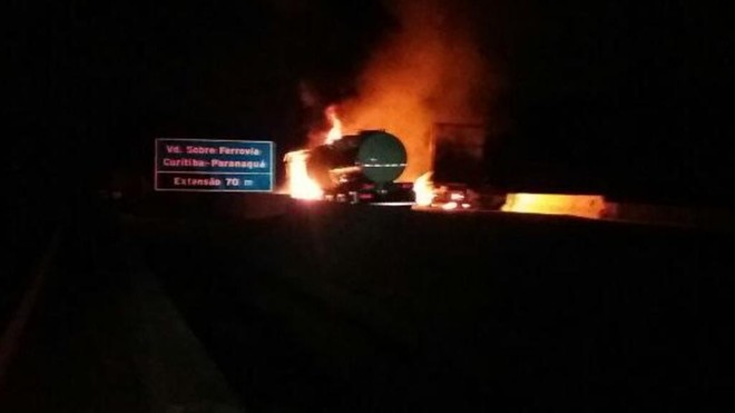 Fuga do presídio de Piraquara: PRF atende ocorrência de caminhões incendiados na ação dos criminosos | PRF