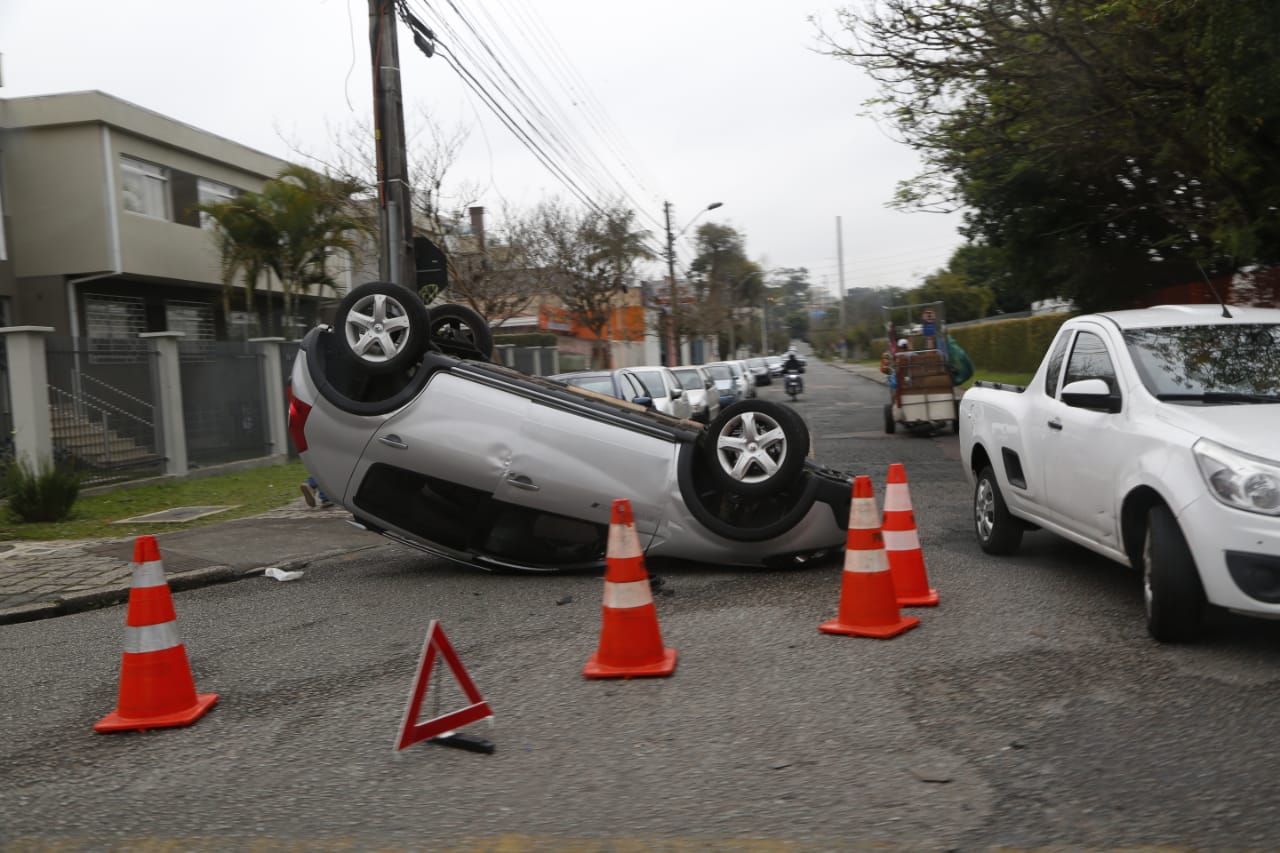 Trânsito está parcialmente fechado na região | Átila Alberti/Tribuna do Paraná